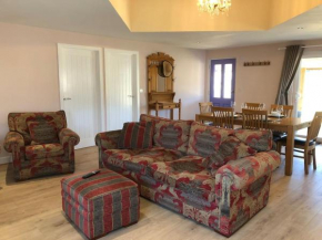 Barn Owl Lodge with Hot Tub - Adults Only